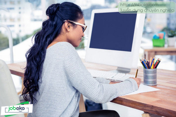 goc khuat chi nhung nguoi lam thiet ke do hoa va website moi hieu