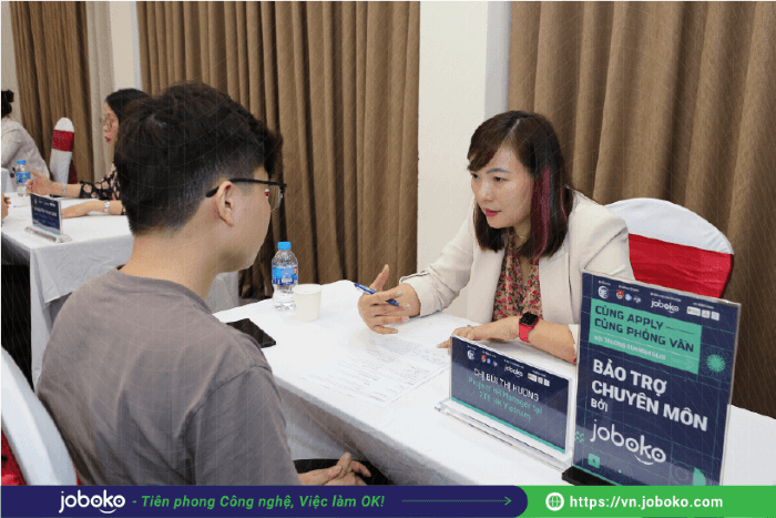 ngay hoi viec lam truong dai hoc cong nghe