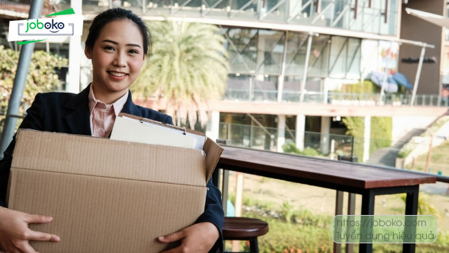 nhay viec thoi dai dich nen hay khong nen 2