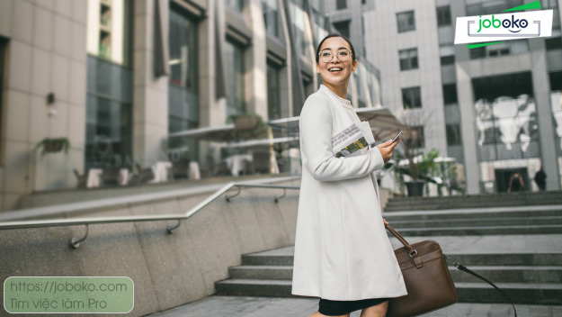 cac vi tri viec lam nganh luat 3