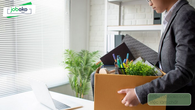 nghi viec theo luat 4