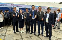 chuc-mung-thanh-cong-ngay-hoi-hop-tac-doanh-nghiep-va-tu-van-gioi-thieu-viec-la