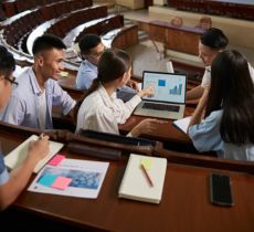 nganh-marketing-thi-khoi-nao