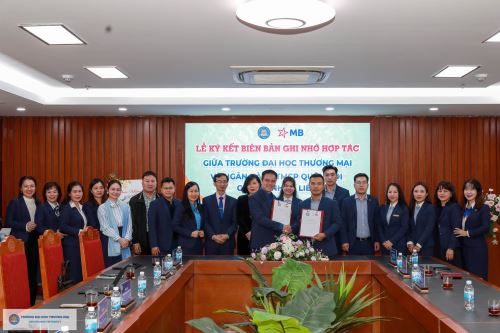 le-ky-bien-ban-ghi-nho-hop-tac-giua-truong-dai-hoc-thuong-mai-va-ngan-hang-tmcp
