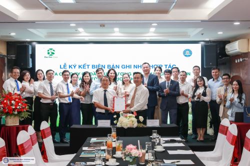 le-ky-ket-bien-ban-ghi-nho-hop-tac-giua-truong-dai-hoc-thuong-mai-va-cong-ty-co