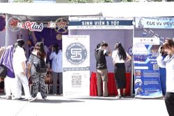 Trường Đại học Ngoại ngữ