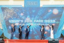 TRƯỜNG ĐẠI HỌC KHOA HỌC XÃ HỘI VÀ NHÂN VĂN